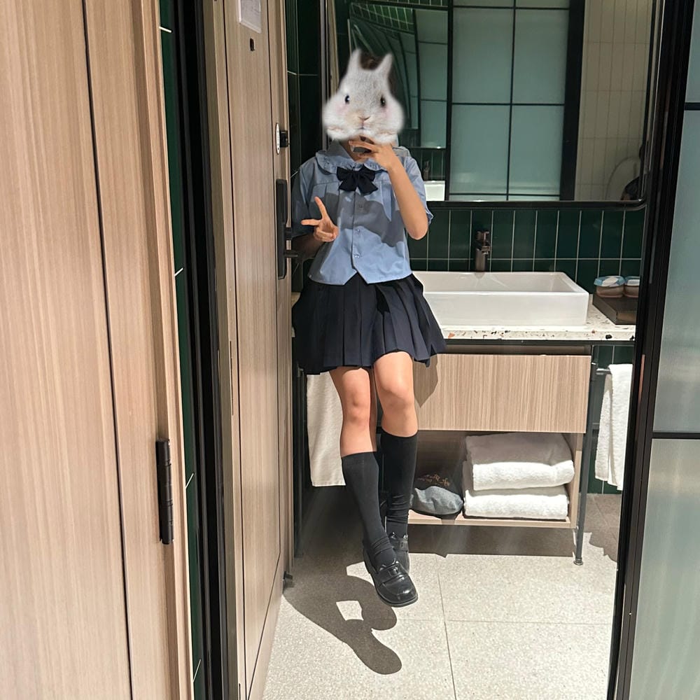 蠢沫沫 朋友圈 自拍 微信图片_2023052000561635.jpg
