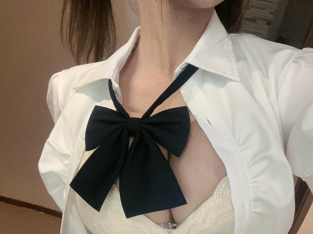 蠢沫沫 朋友圈 自拍 微信图片_2023052000561644.jpg