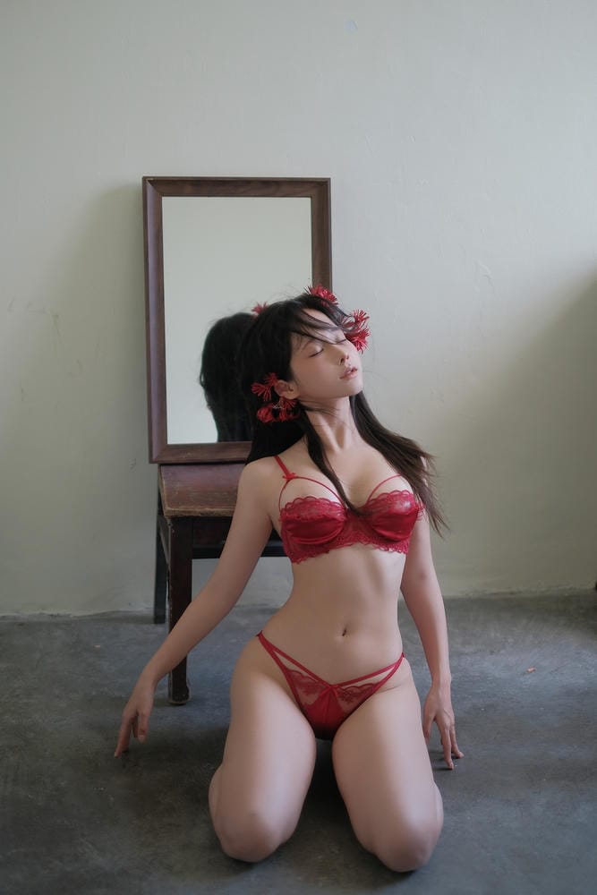 蠢沫沫 红 [29P-454MB] 23.jpg