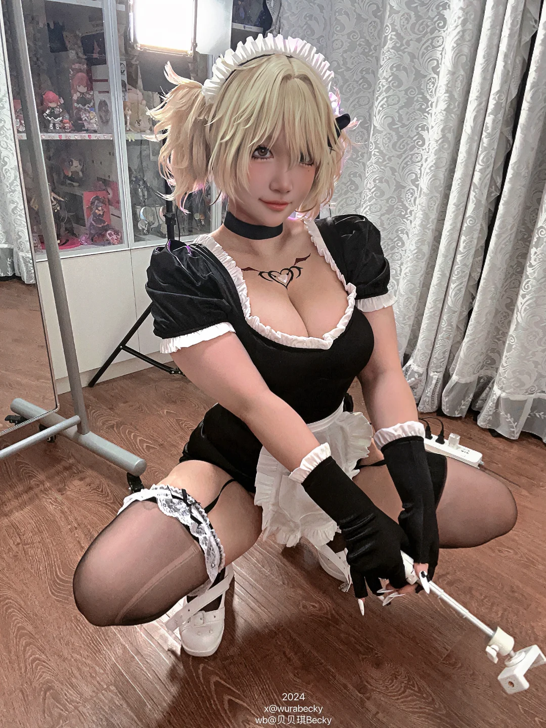 贝贝琪Becky - 烟烟女仆 [69P 1V]  TG@simisebaisi1.webp