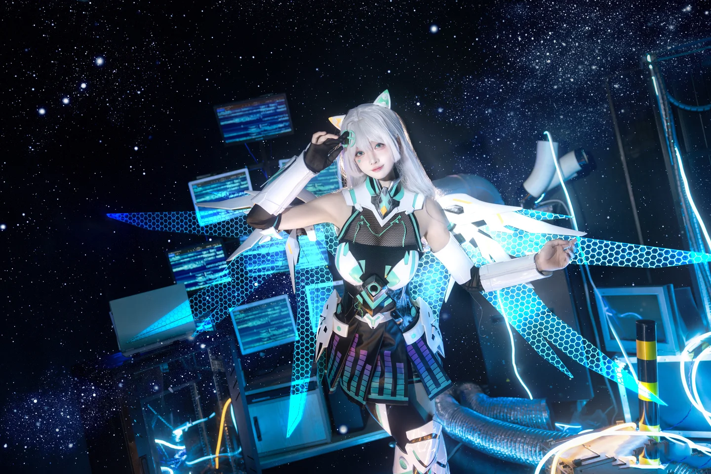 走路摇ZLY - 天选姬 [37P 2V] tg@simisebaisi3.webp