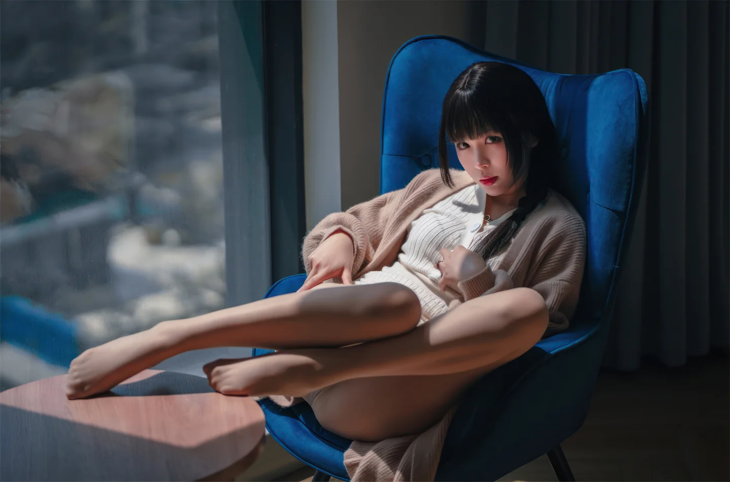 轩萧学姐 - 肉丝家妻 [70P]