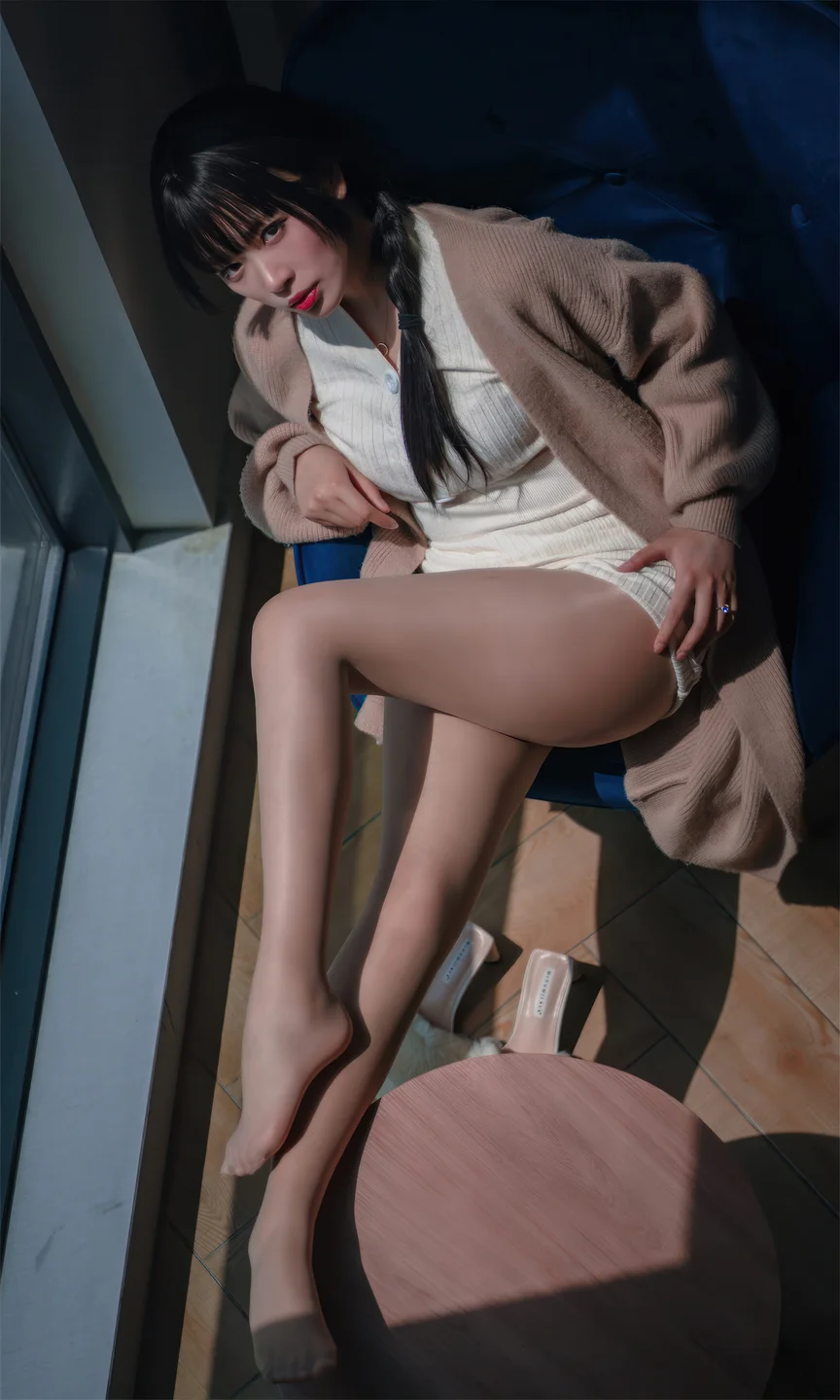 轩萧学姐 - 肉丝家妻 [70P] 20240906-141901(4).webp
