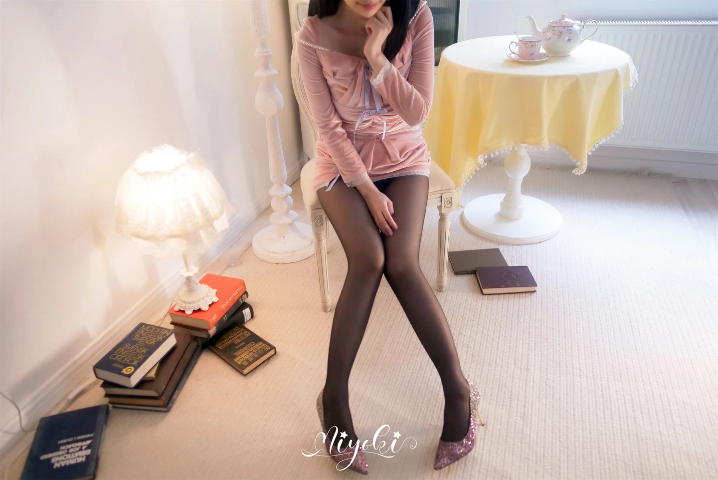 铃木美咲软软趴在床单上_假日密会_上_8P1V_780MB 【丝足阁写真】005.webp