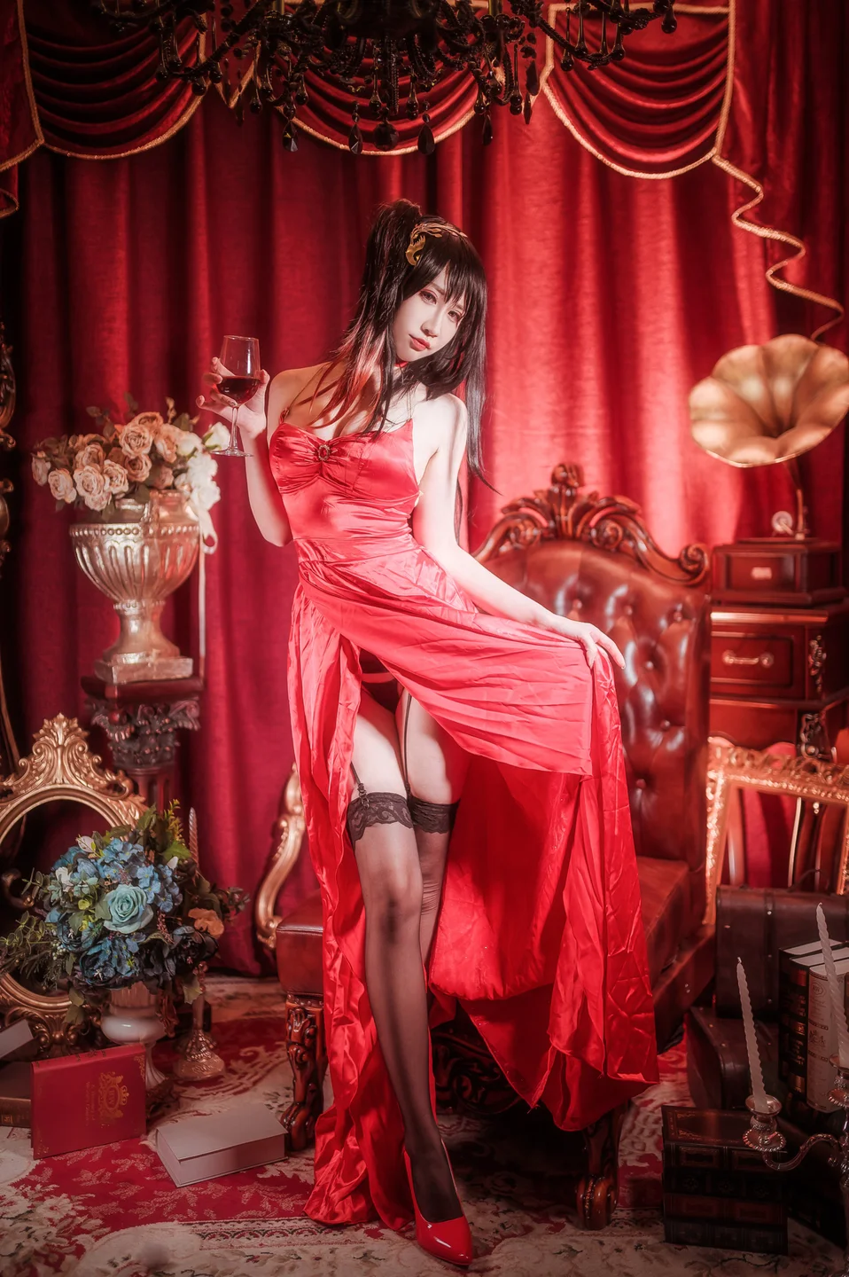 阮邑Fairy – 大凤礼服 [20P-271MB] 【丝足阁写真】016.webp