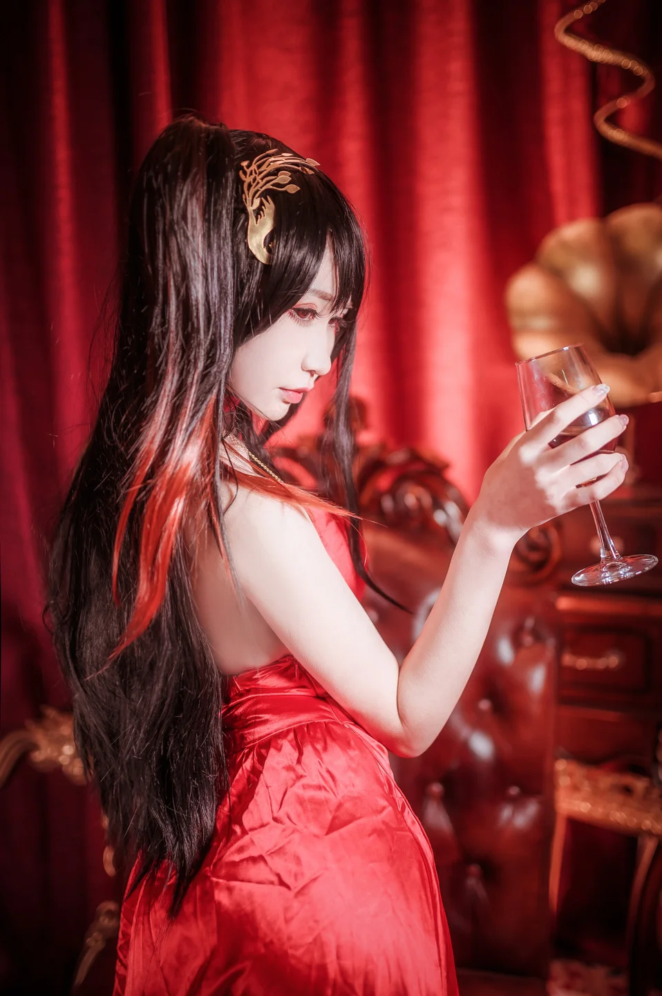 阮邑Fairy – 大凤礼服 [20P-271MB] 【丝足阁写真】017.webp