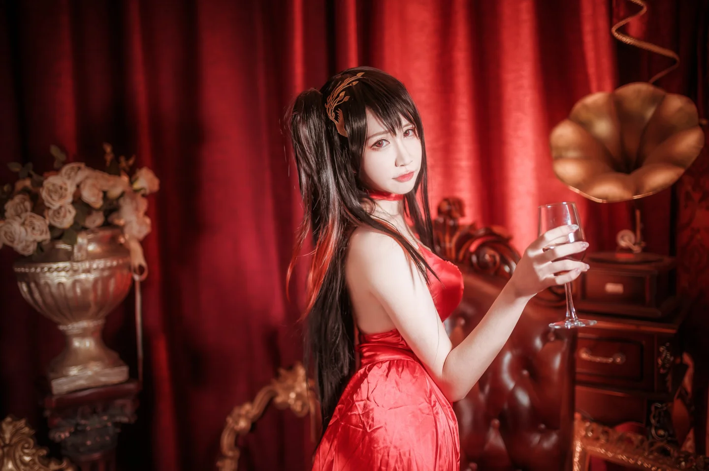 阮邑Fairy – 大凤礼服 [20P-271MB] 【丝足阁写真】018.webp