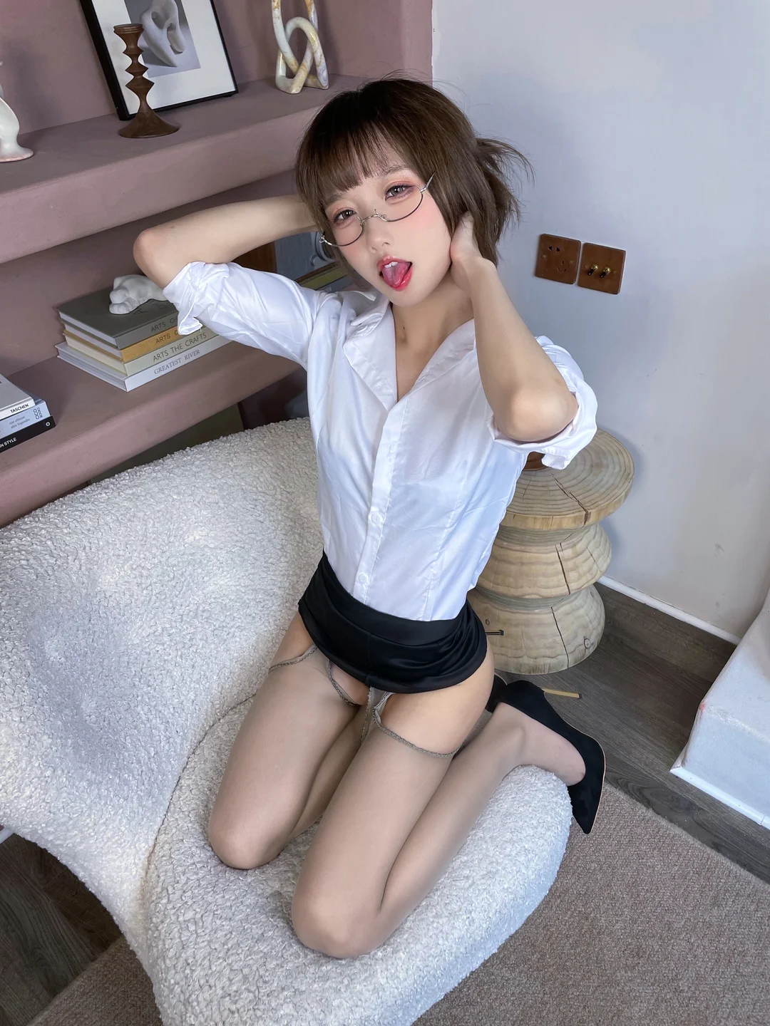 阿包也是兔娘 - 灰丝OL [22P] 20240908-211055(17).webp