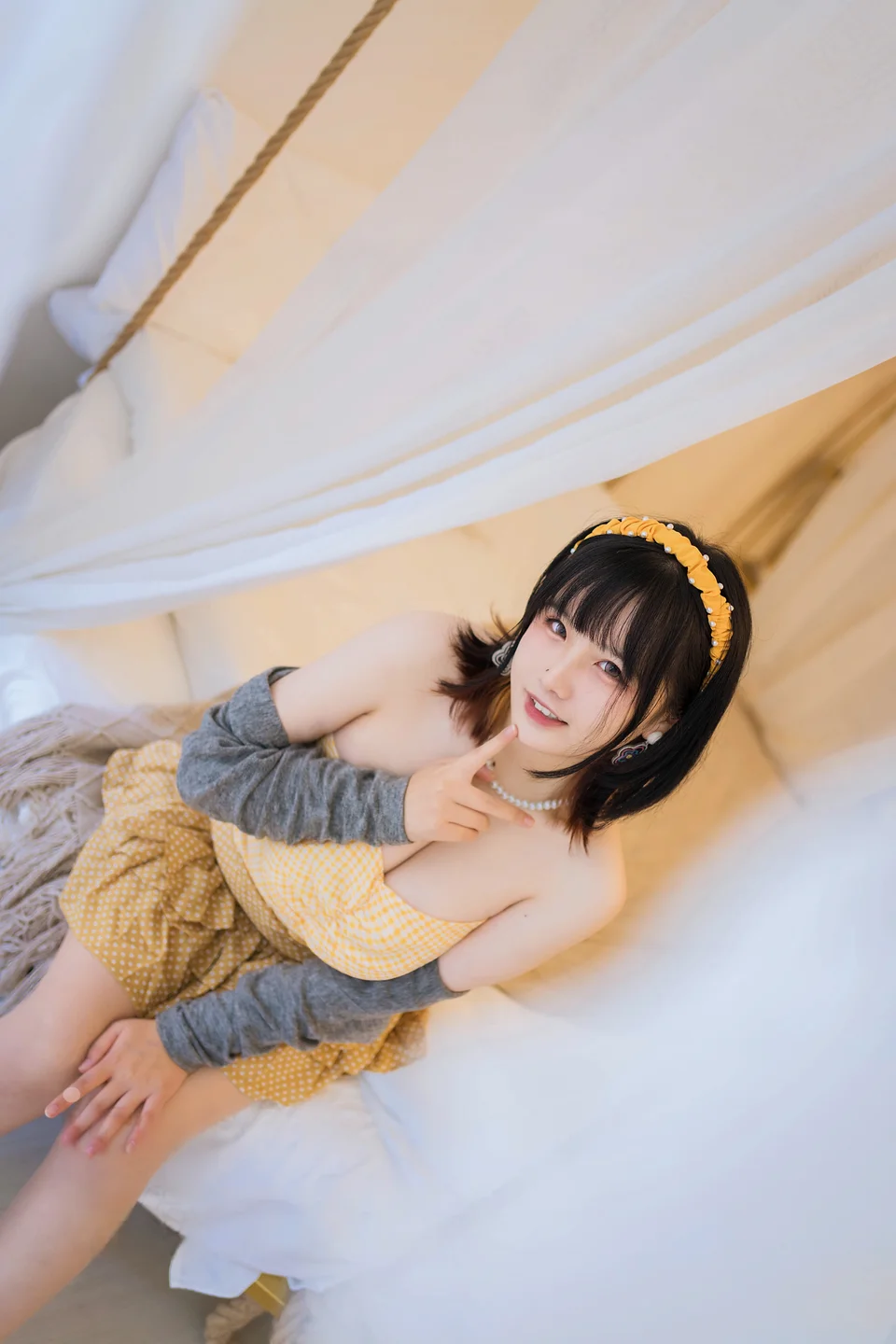 阿半今天很开心 – 黄色抹胸 [68P 1V] TG@icoset043.webp
