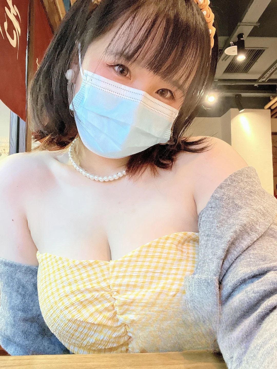阿半今天很开心 – 黄色抹胸 [68P 1V] TG@icoset064.webp