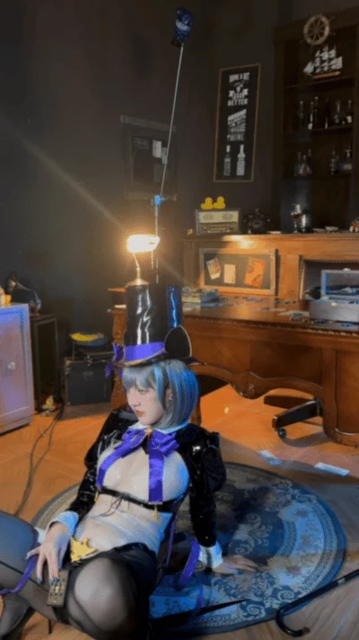 阿薰kaOri - 碧蓝航线 柴郡 魔术师 [81P,13V-1.43GB] 94.webp