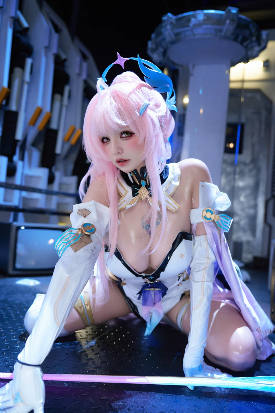 阿薰kaOri_No_064_爱弥斯_上中下&写真花絮_567P,92GIF,13V_7_98GB中 爱弥斯写真116.webp