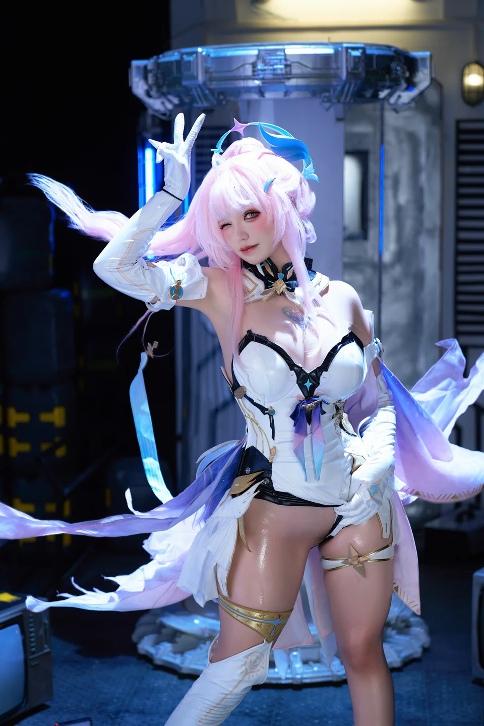 阿薰kaOri_No_064_爱弥斯_上中下&写真花絮_567P,92GIF,13V_7_98GB中 爱弥斯写真131.webp