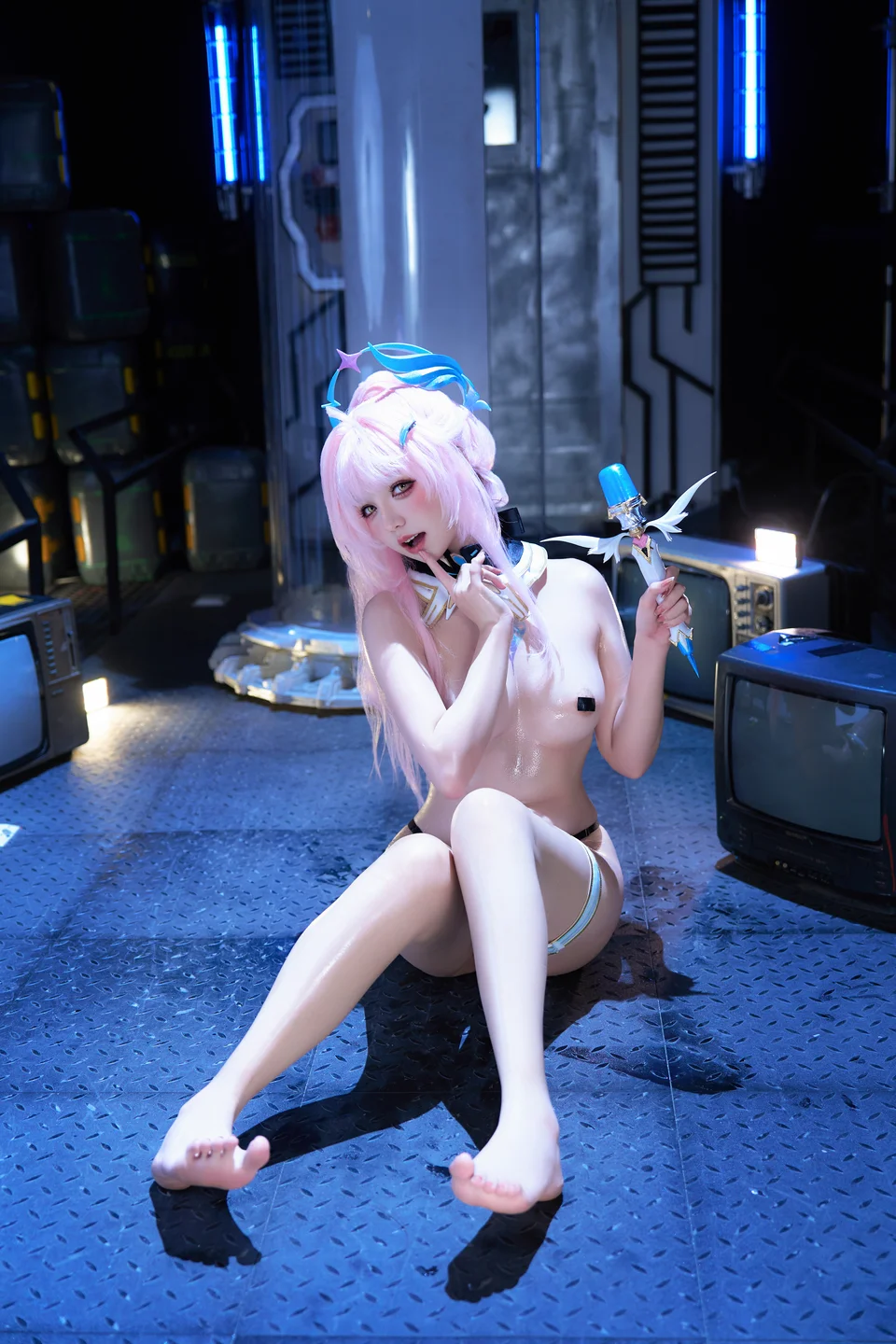 阿薰kaOri_No_064_爱弥斯_上中下&写真花絮_567P,92GIF,13V_7_98GB中 爱弥斯写真40.webp