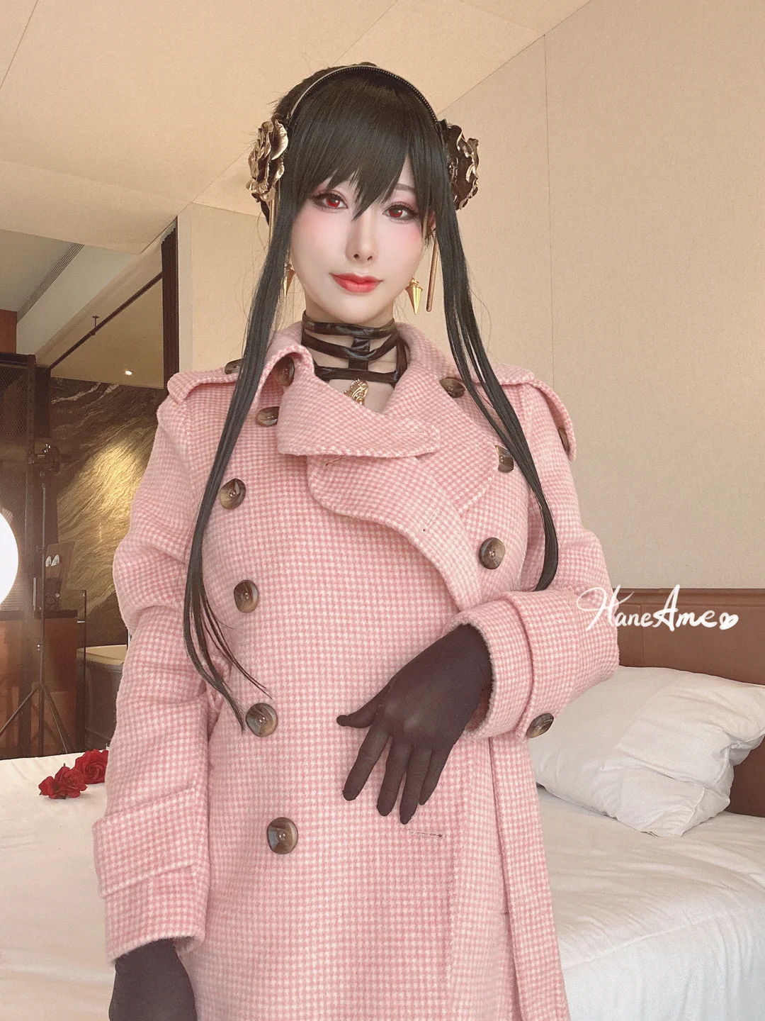 雨波_HaneAme - Yor Forger selfie set [67P-522MB] 54_SELF_YO_14.webp