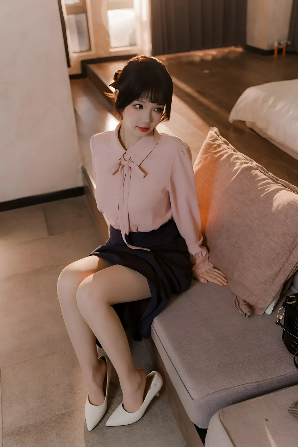 雪晴Astra - 肉丝通勤OL [71P,1V-1.36GB] 010.webp