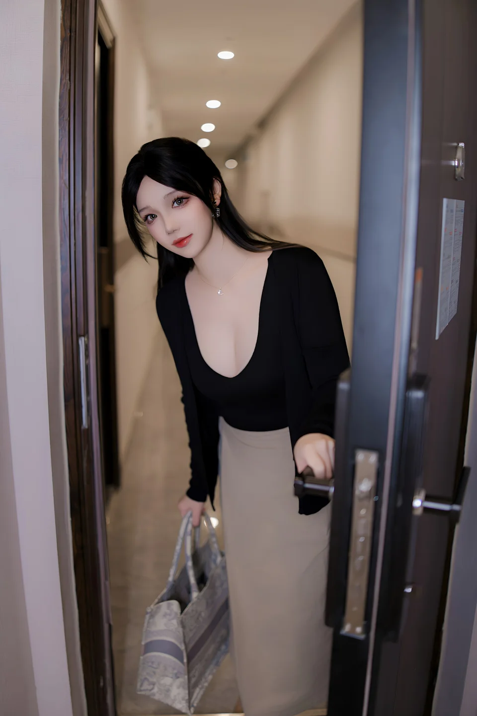 雪晴Astra - OL大姐姐 [87P,3V-1.35GB] 012.webp