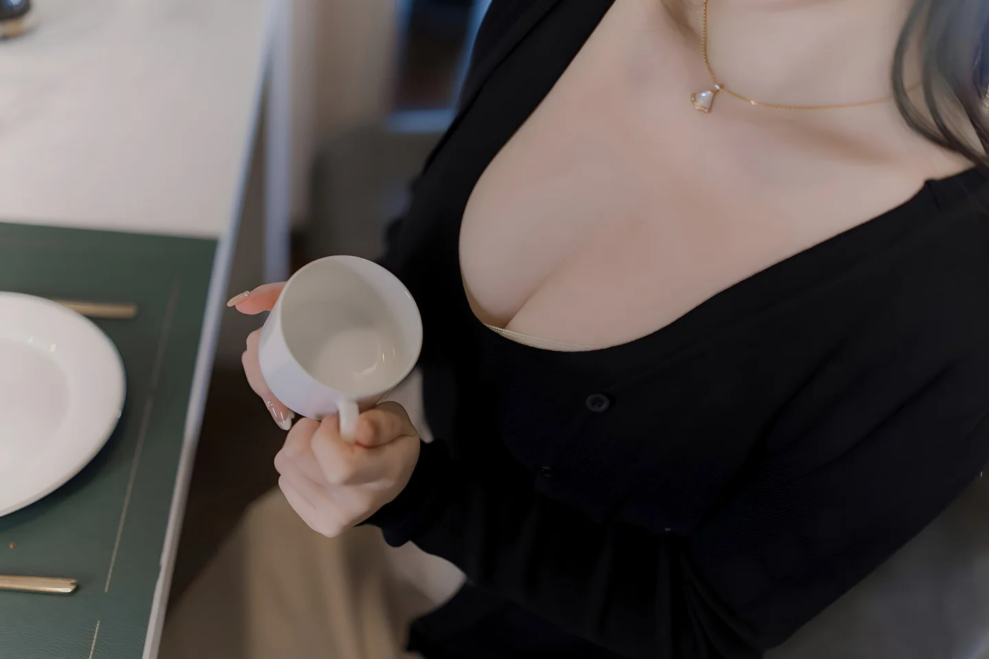 雪晴Astra - OL大姐姐 [87P,3V-1.35GB] 024.webp