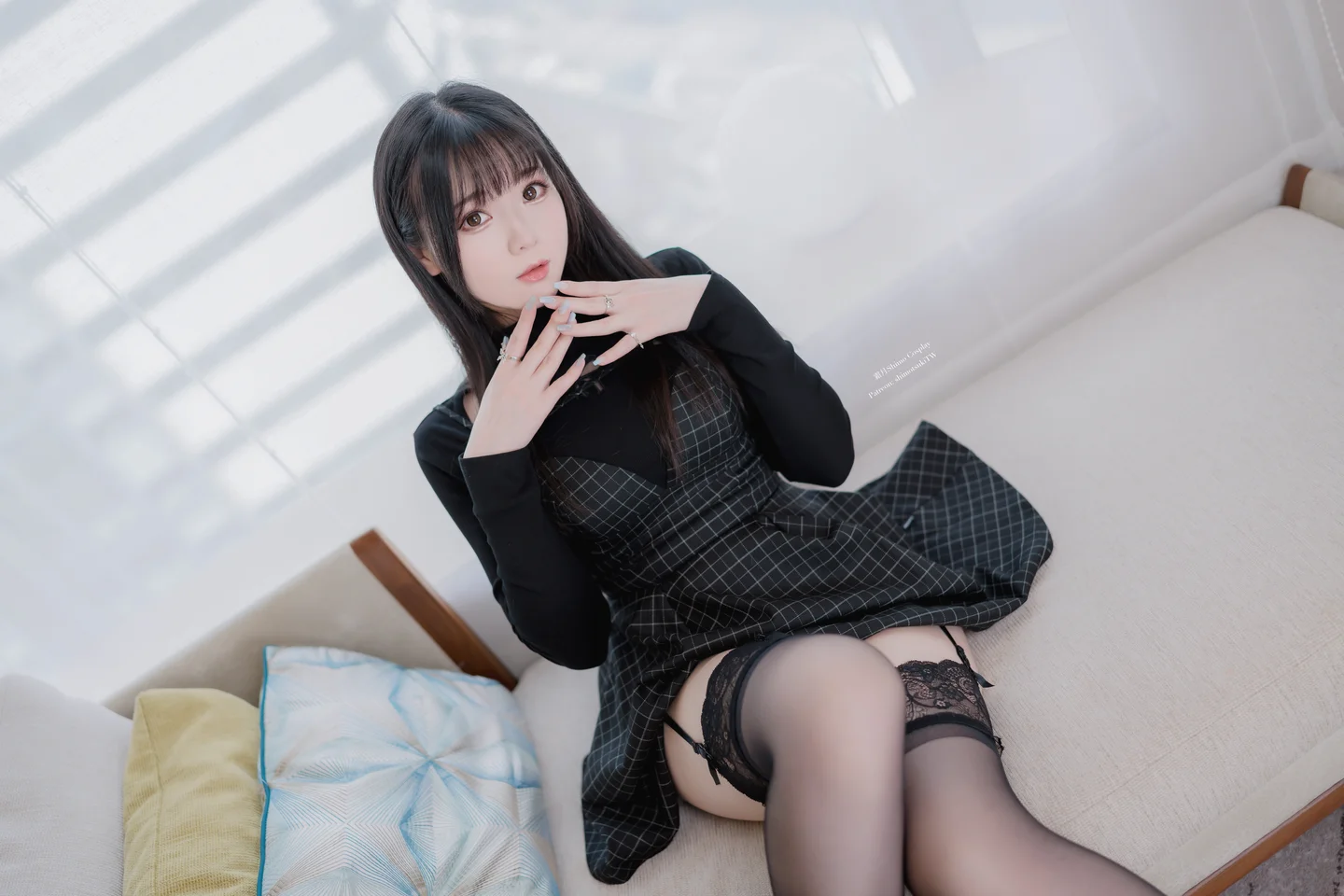 霜月shimo - 日本饭店黑私服 [30P] 20240928-013139(5).webp