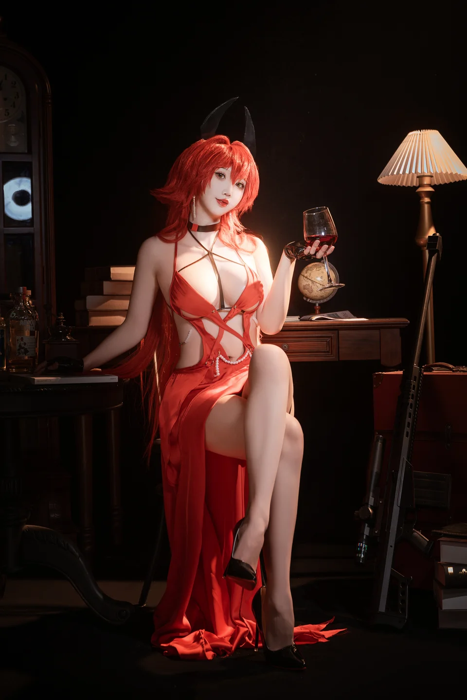 面饼仙儿 – Nikke 小红帽礼服 [24P] TG@icoset001.webp