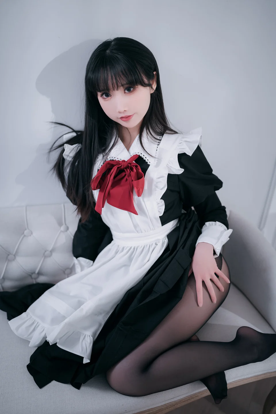 面饼仙儿 - 红高跟女仆 [30P] tg@simisebaisi14.webp