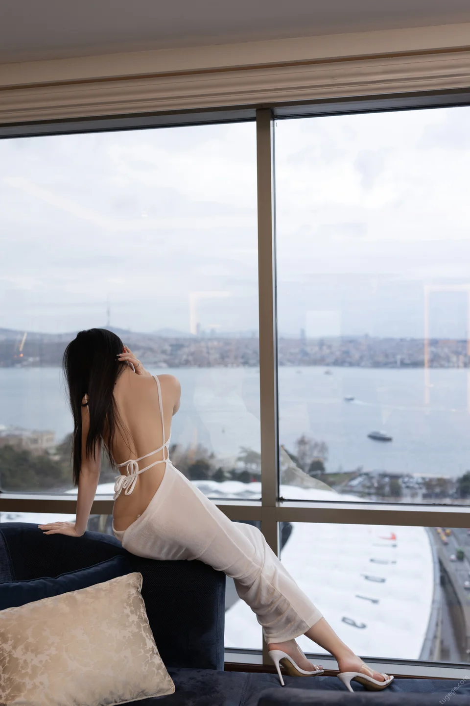 鱼子酱Fish – 珍珠项链 [120P-1.42GB] 【丝足阁写真】017.webp