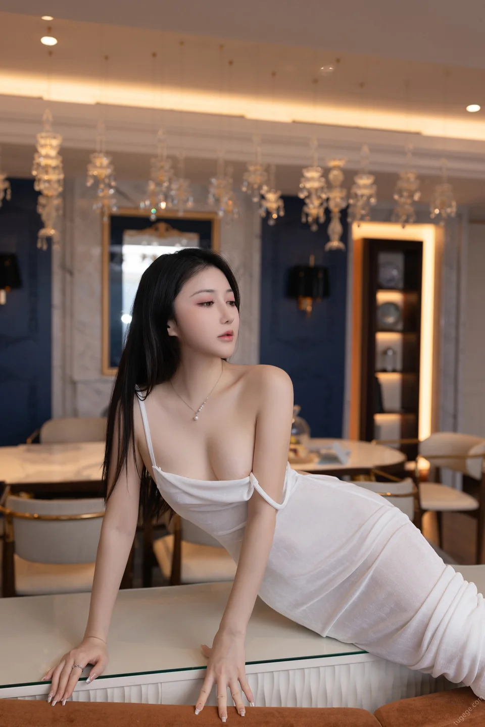 鱼子酱Fish – 珍珠项链 [120P-1.42GB] 【丝足阁写真】027.webp