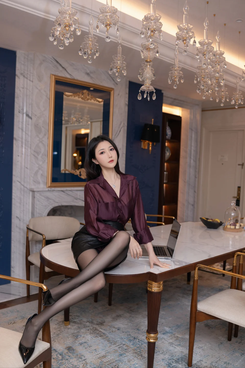 鱼子酱Fish – 紫色衬衫 [120P-1.48GB] 【丝足阁写真】007.webp
