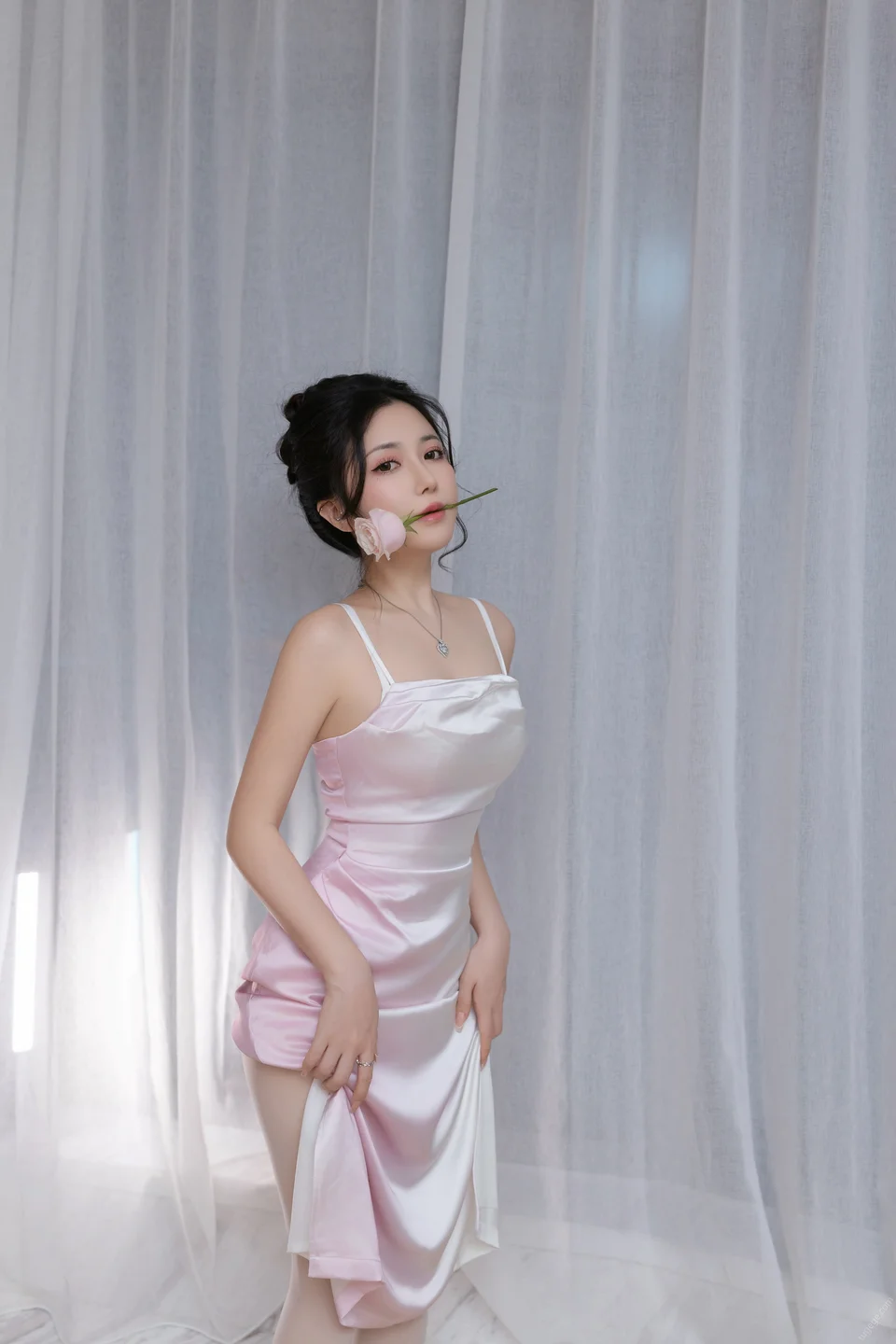 鱼子酱Fish – 许愿 [120P-959MB] 【丝足阁写真】022.webp