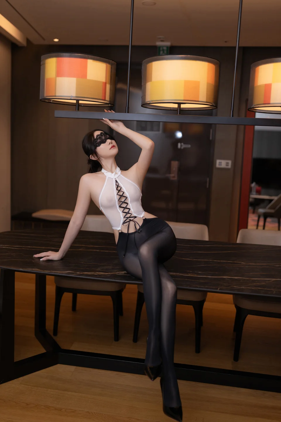 鱼子酱Fish - 他的监控电话 [122P] tg@simisebaisi63.webp