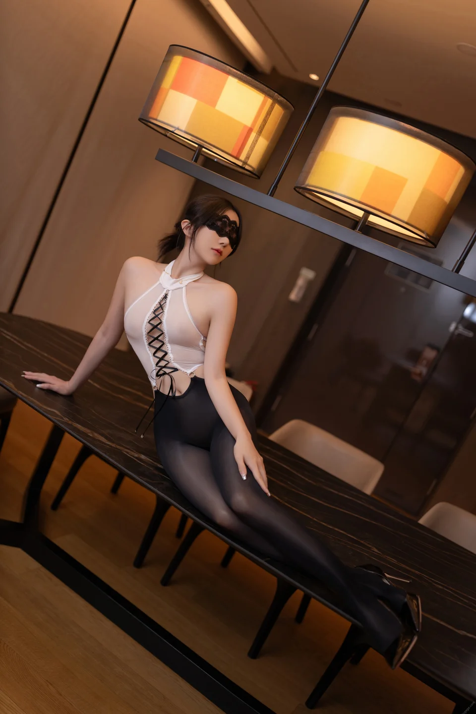 鱼子酱Fish - 他的监控电话 [122P] tg@simisebaisi68.webp