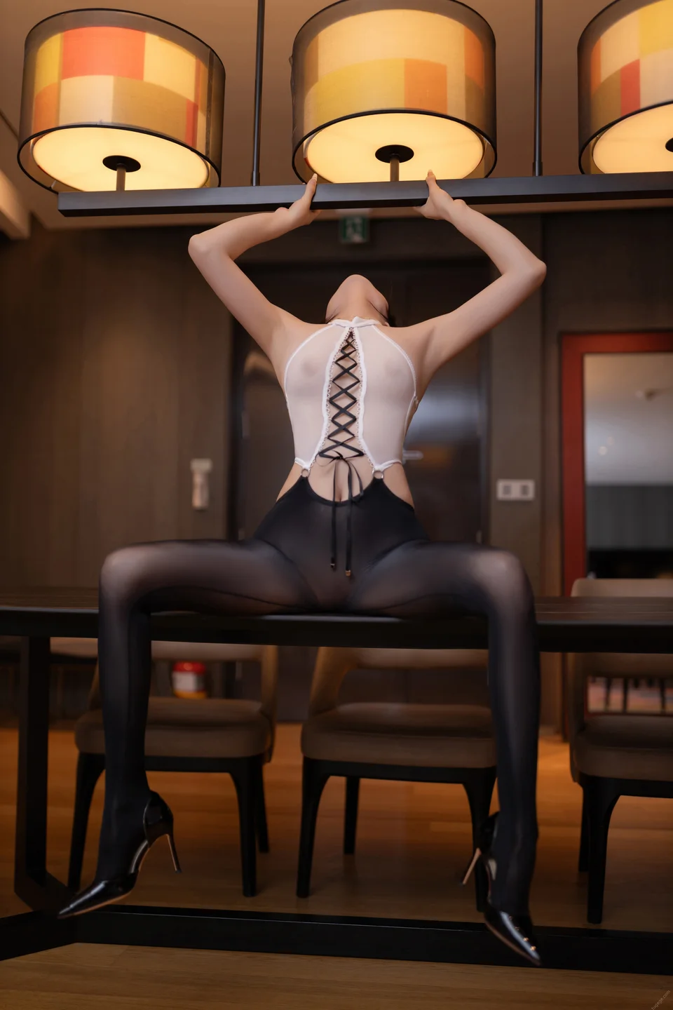 鱼子酱Fish - 他的监控电话 [122P] tg@simisebaisi70.webp