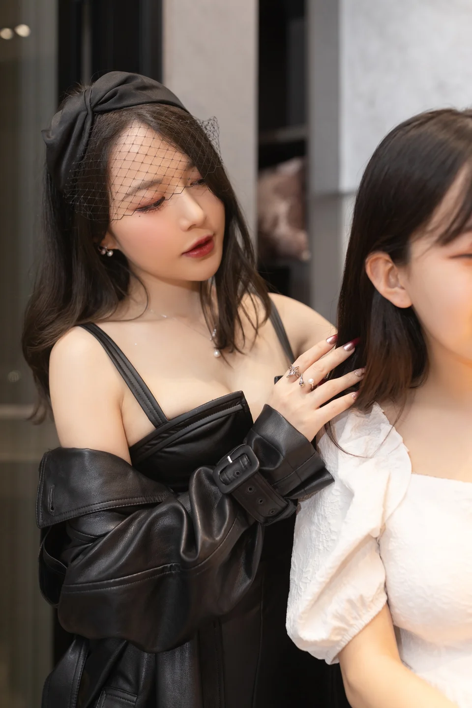 鱼子酱Fish - 妻子们的聚会 [89P-811MB] 011.webp
