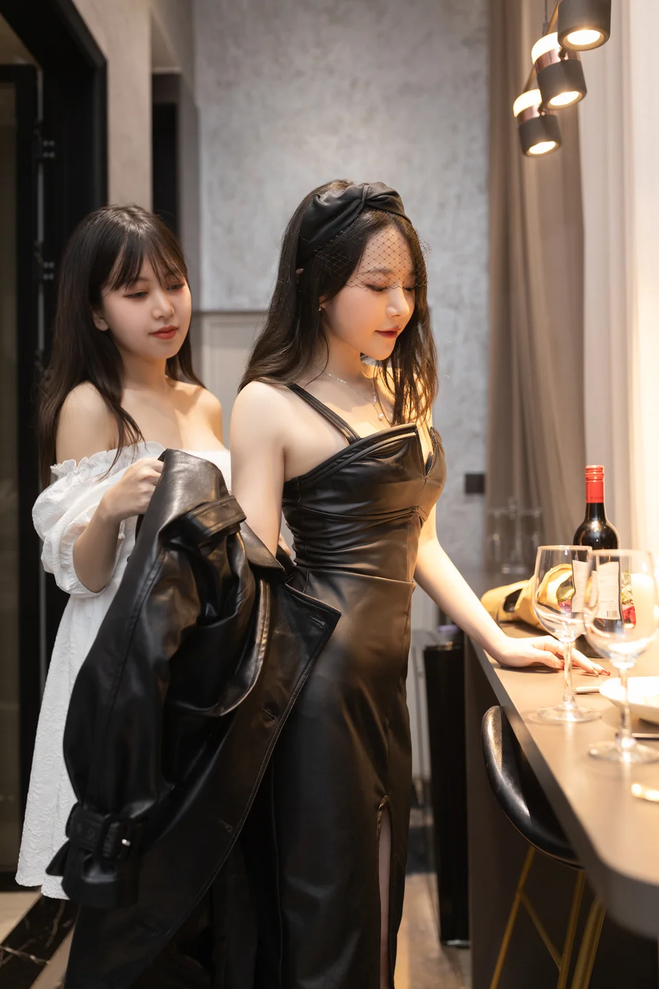 鱼子酱Fish - 妻子们的聚会 [89P-811MB] 014.webp