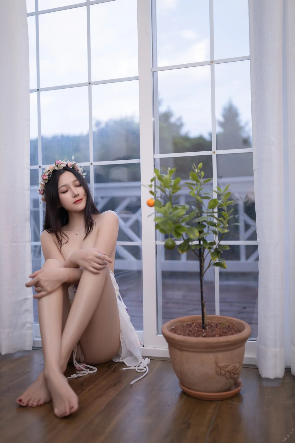 鱼子酱Fish - 秀人内购 花的伞 [120P] TG@icoset019.webp
