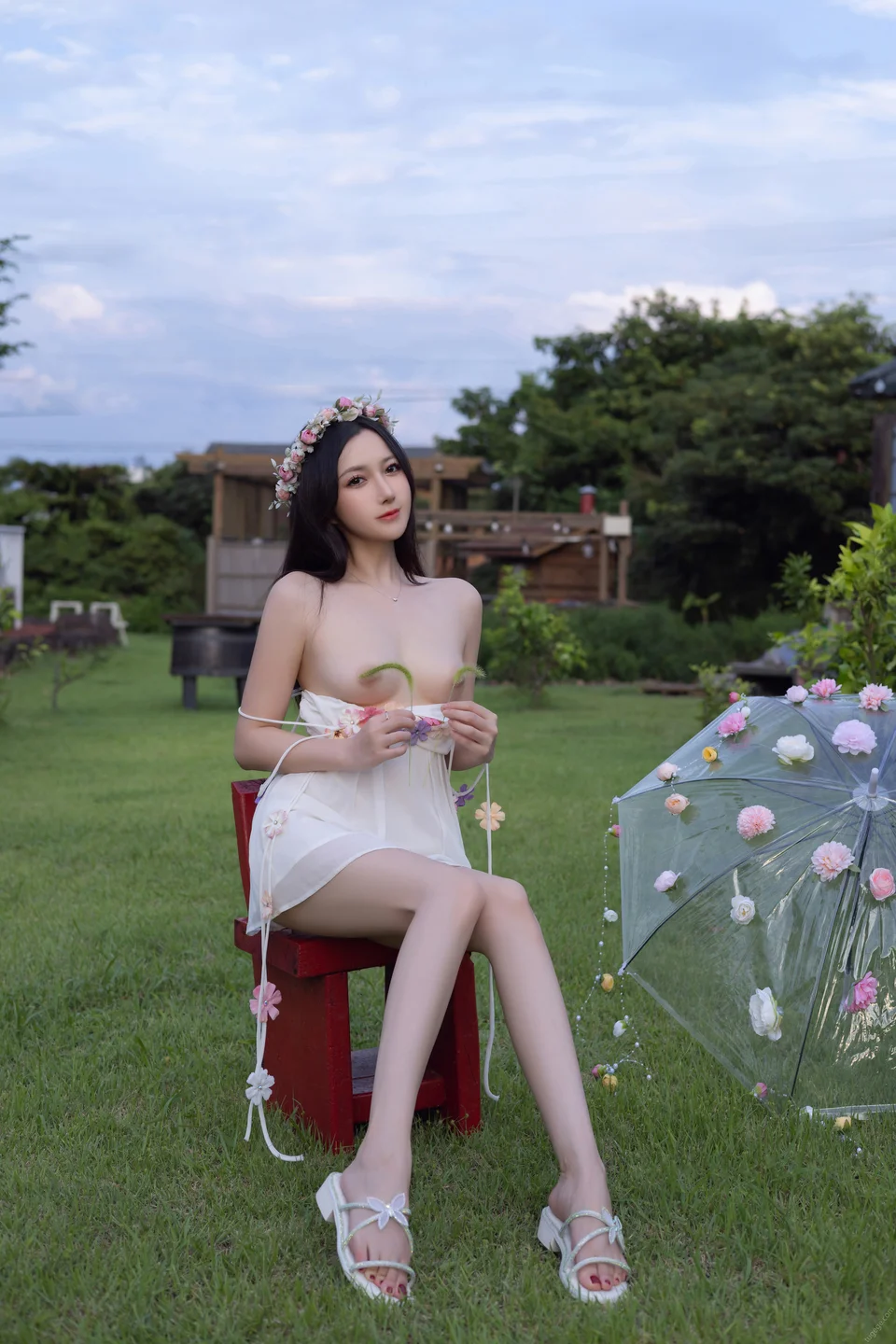 鱼子酱Fish - 秀人内购 花的伞 [120P] TG@icoset085.webp