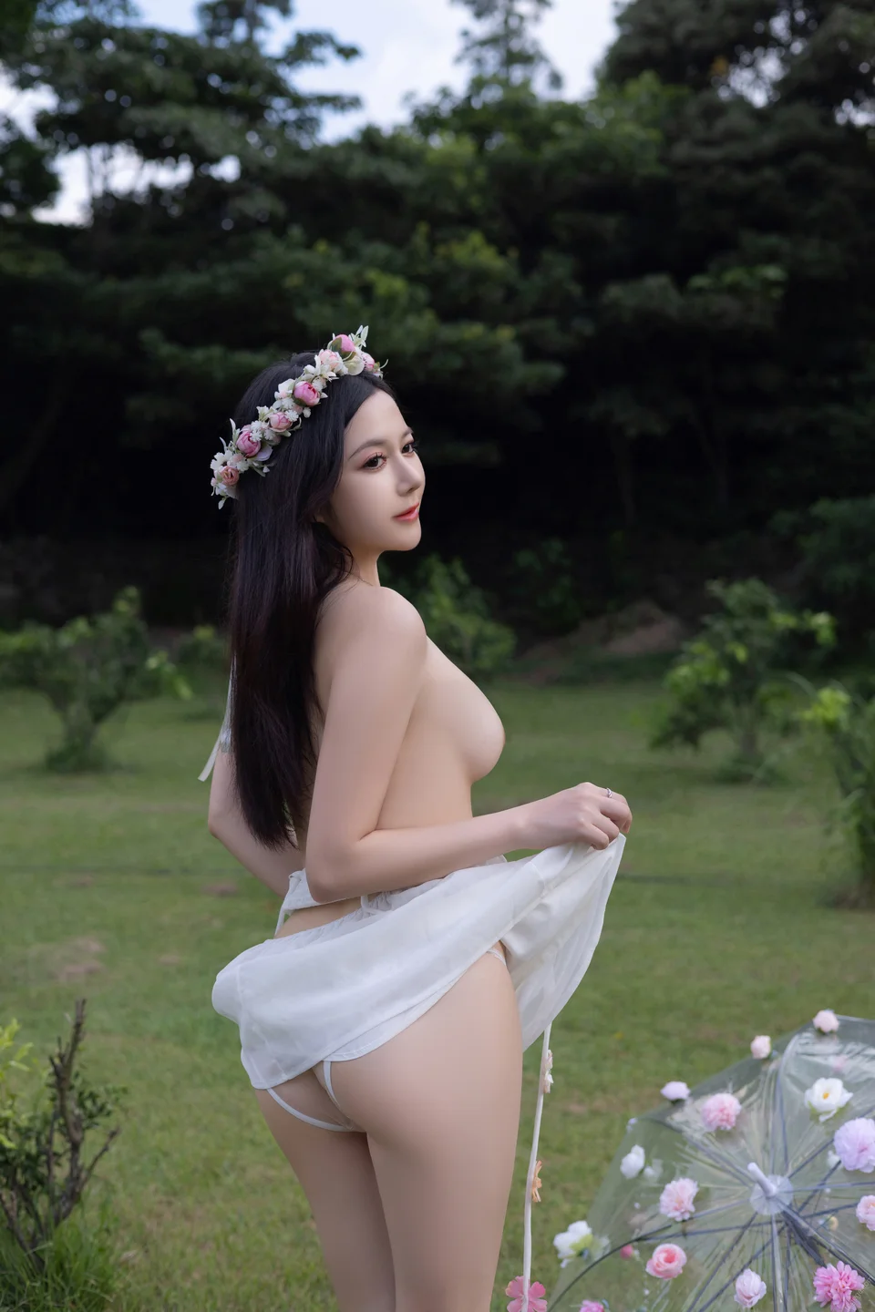 鱼子酱Fish - 秀人内购 花的伞 [120P] TG@icoset106.webp