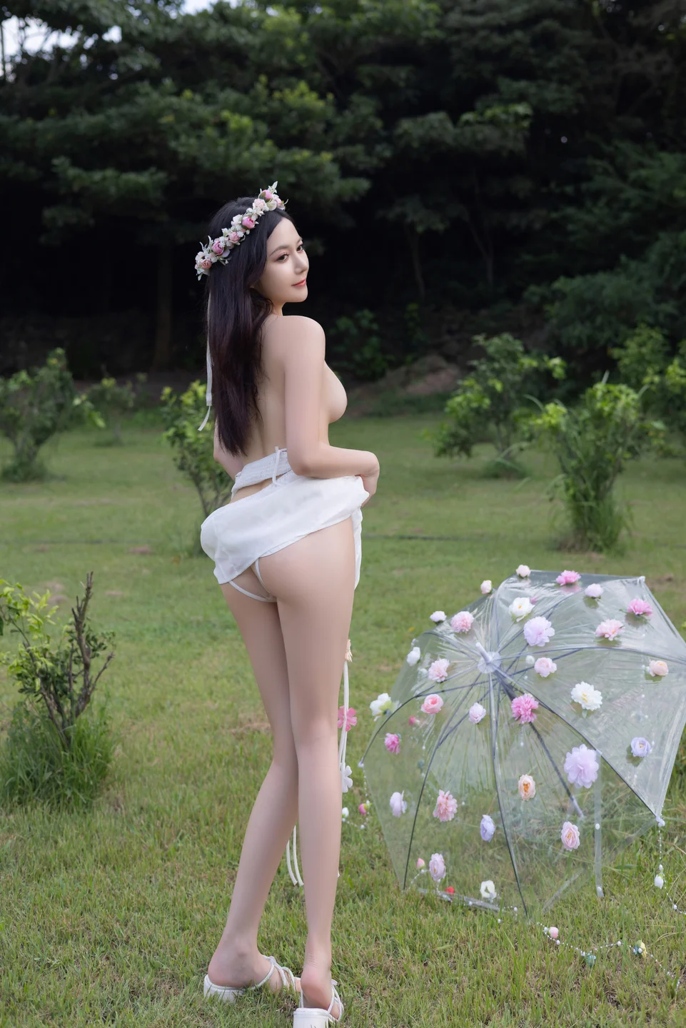 鱼子酱Fish - 秀人内购 花的伞 [120P] TG@icoset107.webp
