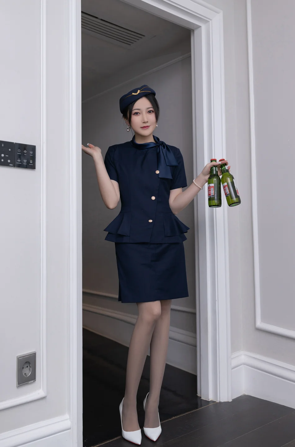 鱼子酱Fish - 空姐制服 [120P-1.4GB]