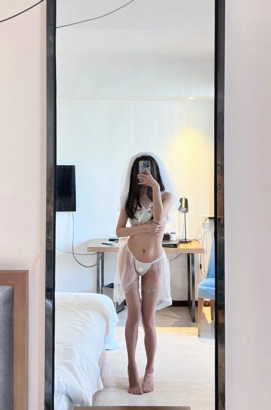51酱 – 婚纱 [33P 3V] TG@simisebaisi031.webp