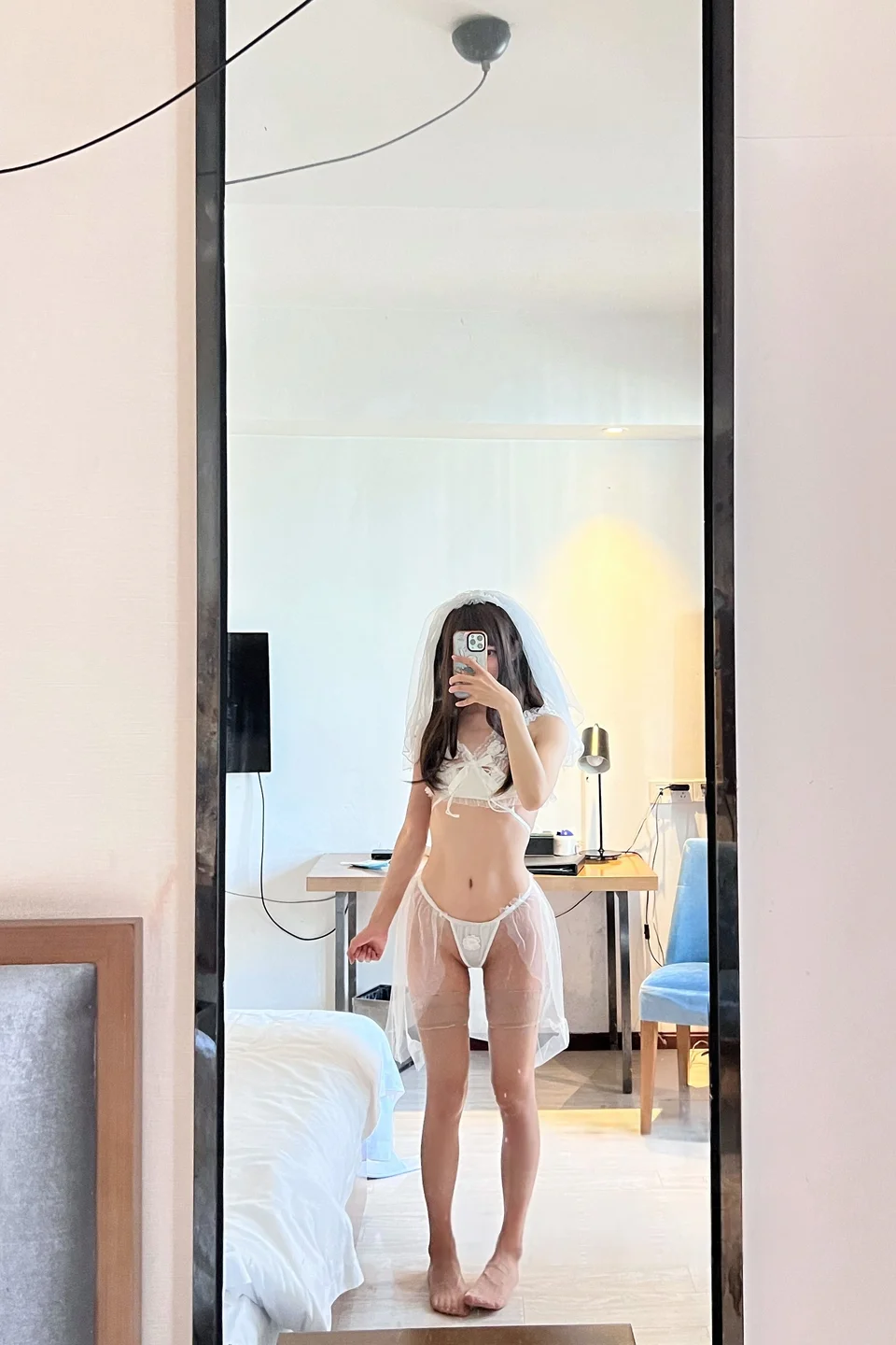 51酱 – 婚纱 [33P 3V] TG@simisebaisi032.webp