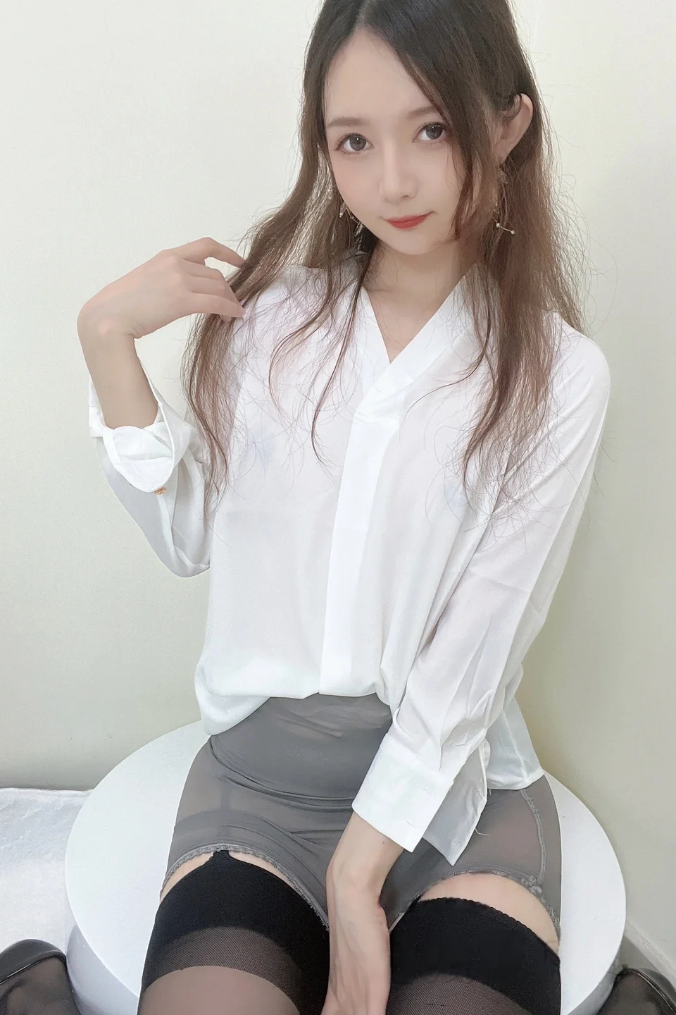 51酱 – 透视真空 [49P 3V] TG@simisebaisi008.webp