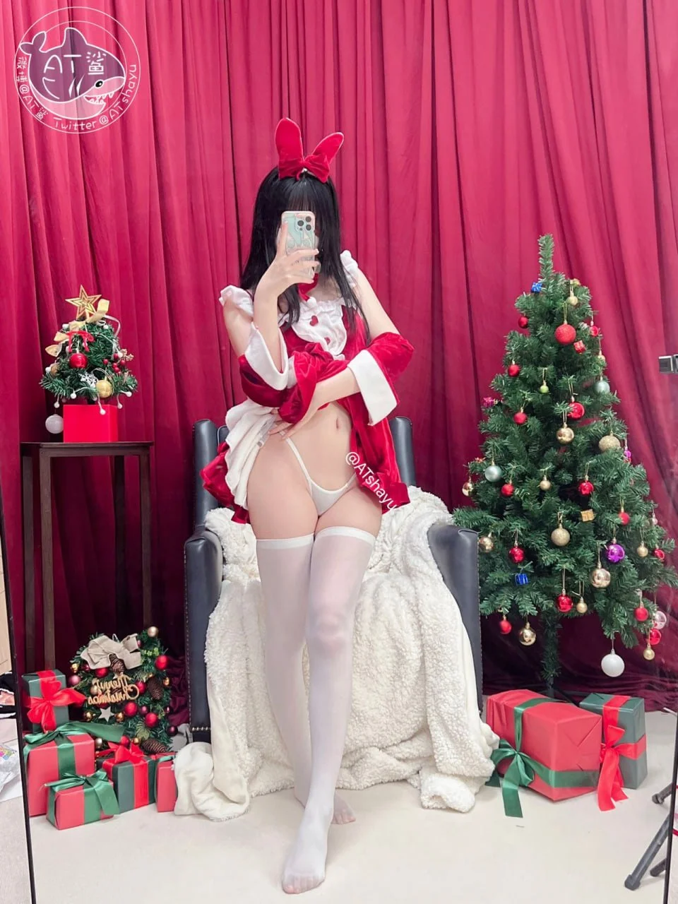 AT鲨 - 圣诞反差小兔 [157P 7V] tg@simisebaisi53.webp