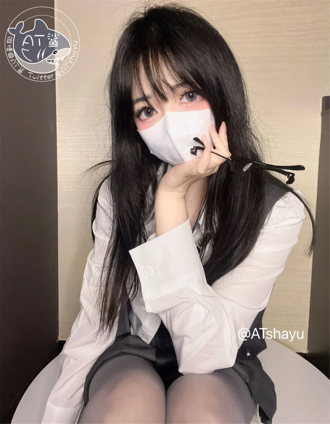 AT鲨 - 真空灰色裤袜 [50P] 20241020-180653(18).webp
