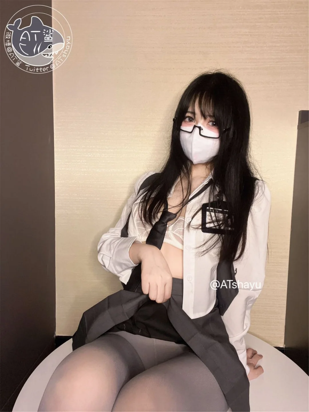 AT鲨 - 真空灰色裤袜 [50P] 20241020-180653(32).webp