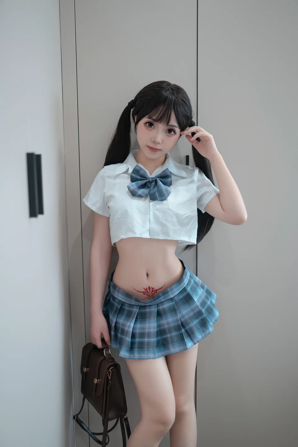 Bangni邦尼 – 家有妹妹 [51P-387MB] 【丝足阁写真】012.webp