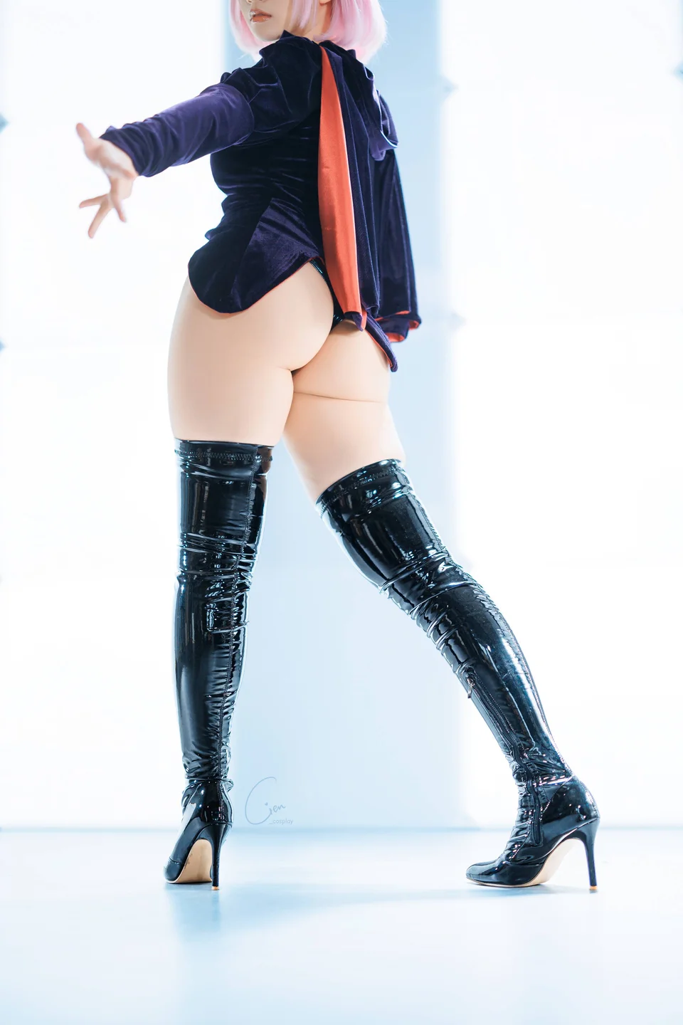 Cien恩恩 - 这不是哈曼吗 [38P-60MB](1) 012.webp