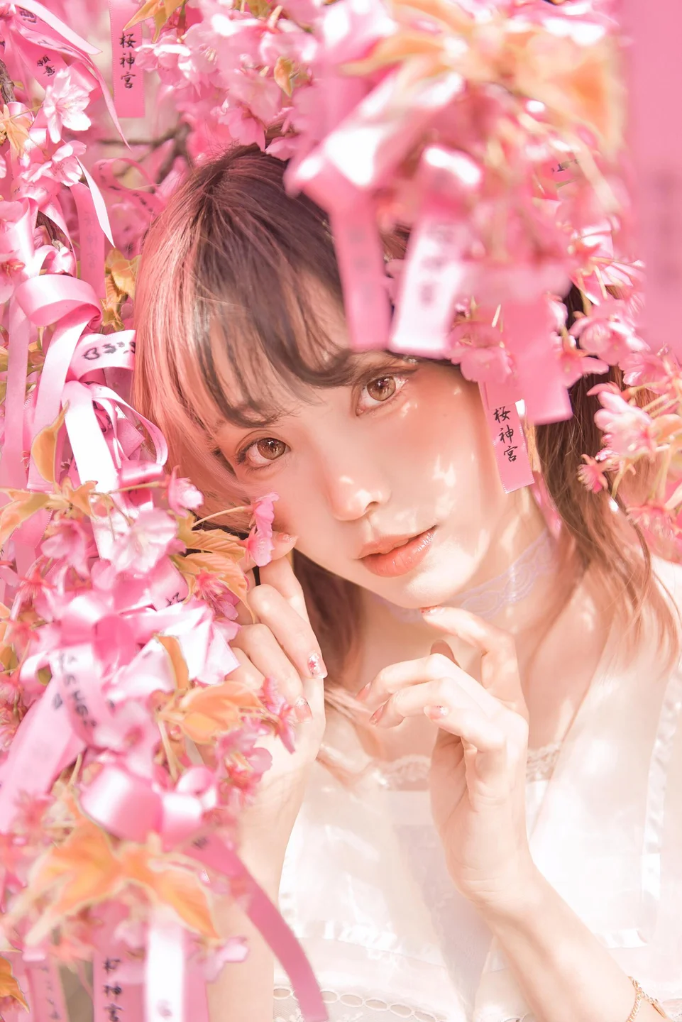 ElyEE子 - April Set A 2025 [25P,4V-227MB] 019.webp