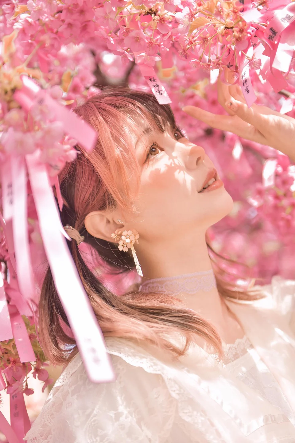 ElyEE子 - April Set A 2025 [25P,4V-227MB] 020.webp