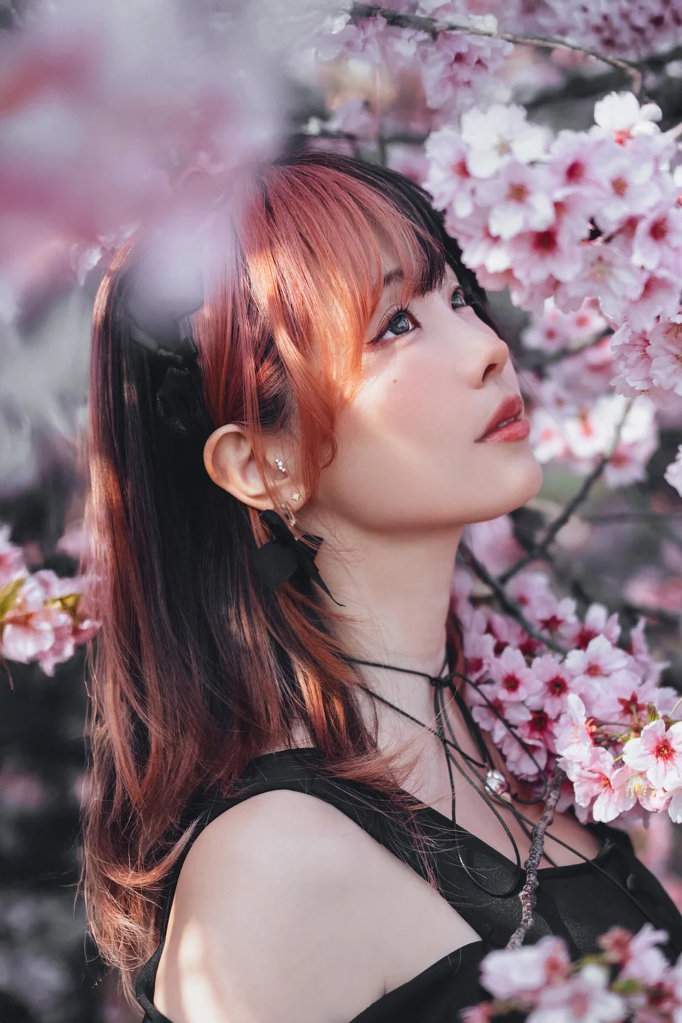 ElyEE子 - April Set B 2025 [30P,1V-33MB] 012.webp